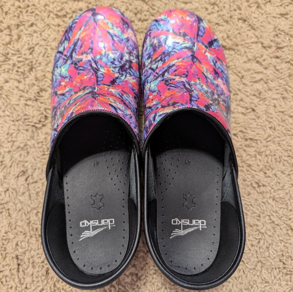 Dansko Clogs Color Burst NWT